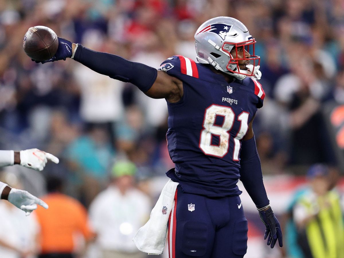 Patriots TE Jonnu Smith
